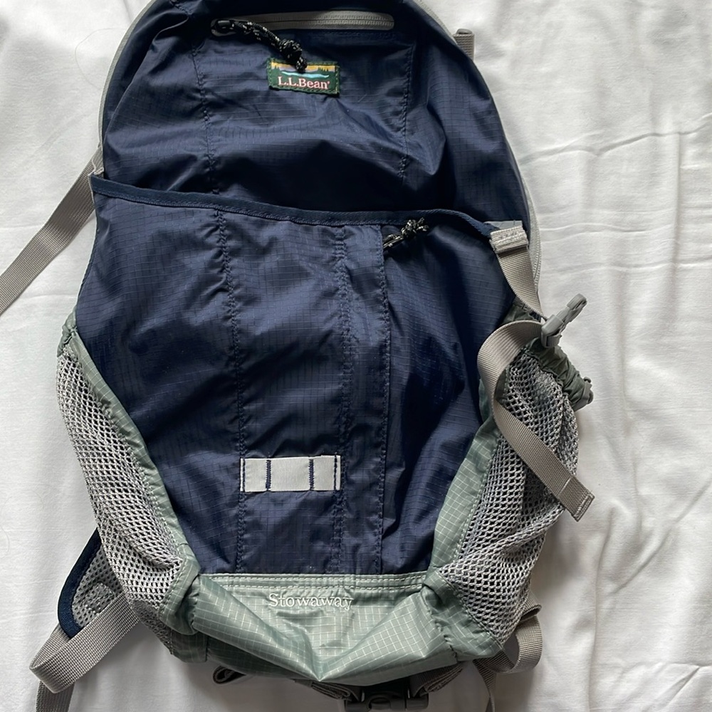 L.L.Bean Stowaway Day Pack in Navy / Gray